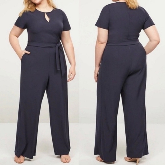 Lane Bryant Lena Faux Wrap Keyhole Jumpsuit in Navy Blue, Tie Belt, Sz 18, EUC! - Picture 1 of 13